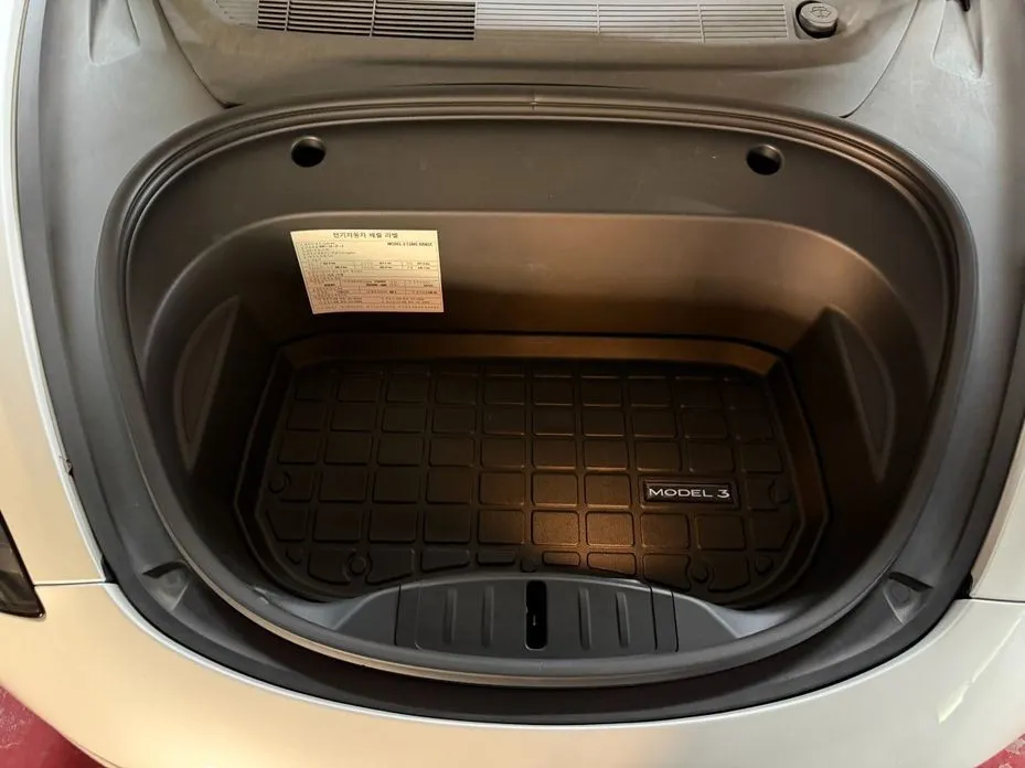 Tesla Model 3 — фото 2