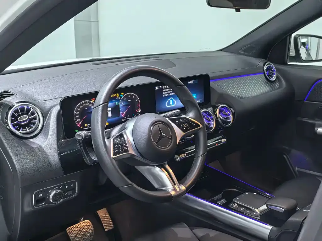 Mercedes-Benz GLA — фото 4