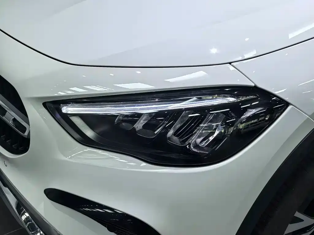 Mercedes-Benz GLA — фото 10