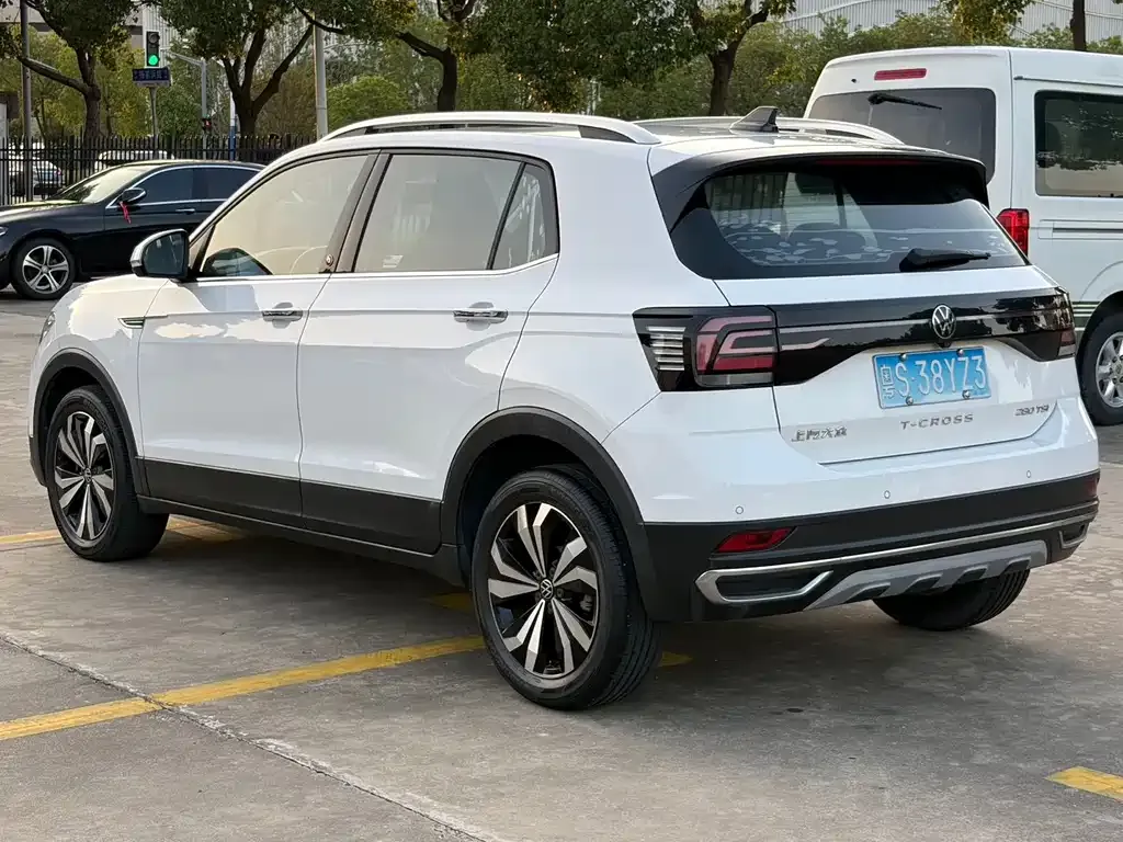 Volkswagen T-Cross — фото 4