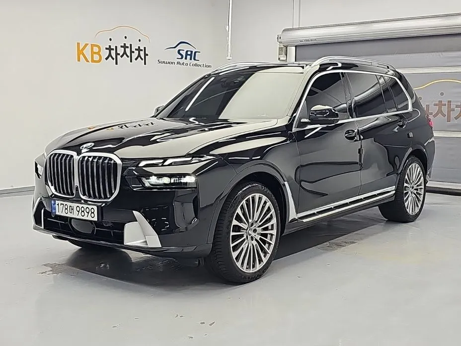 BMW X7 — фото 1