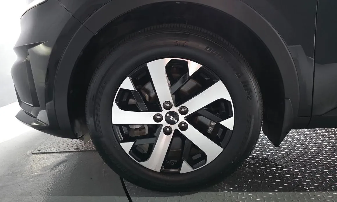 Kia Sorento — фото 5