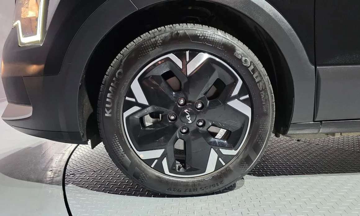 Kia Niro — фото 10