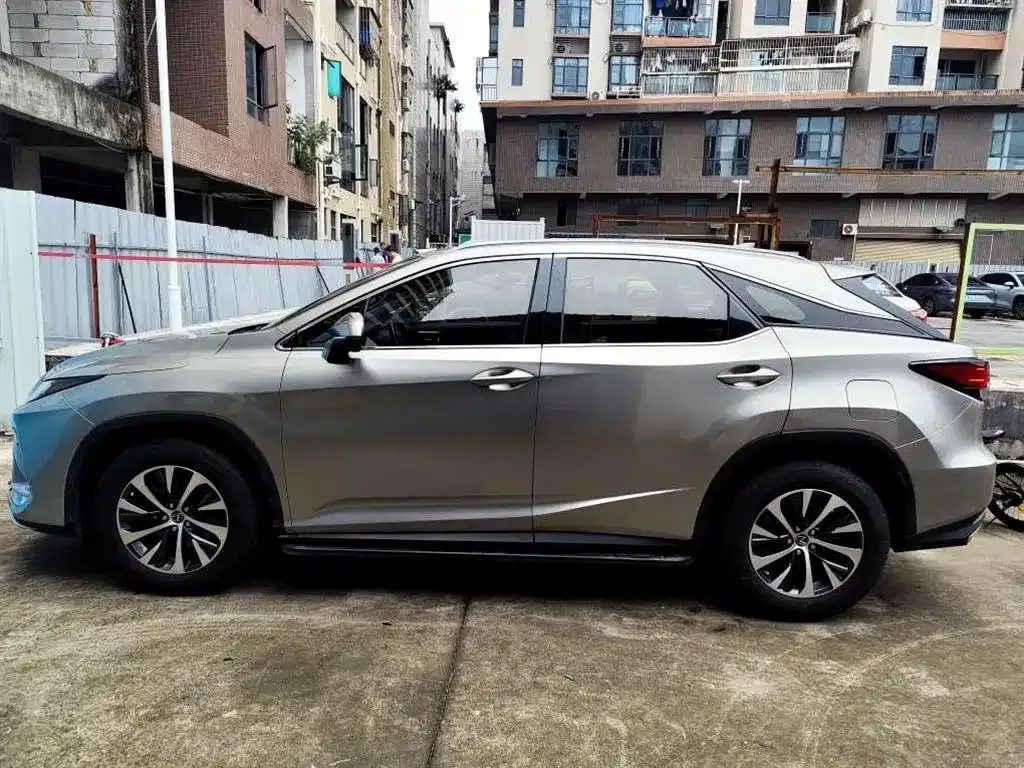 Lexus RX — фото 6