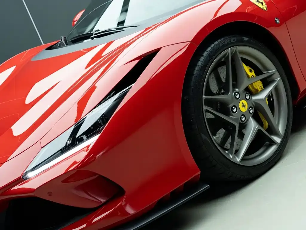 Ferrari F8 — фото 9