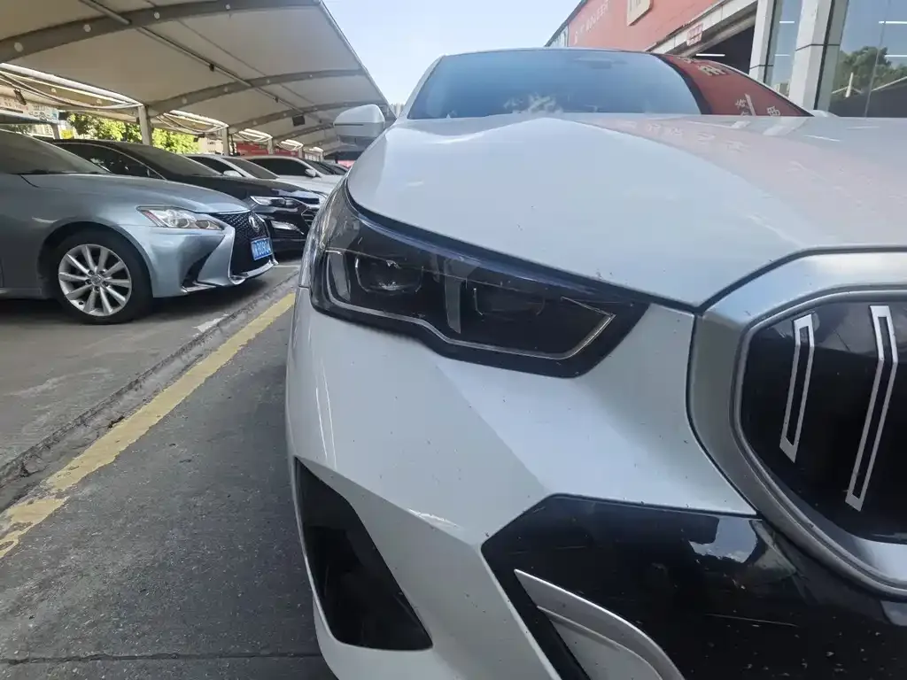 BMW i5 — фото 4