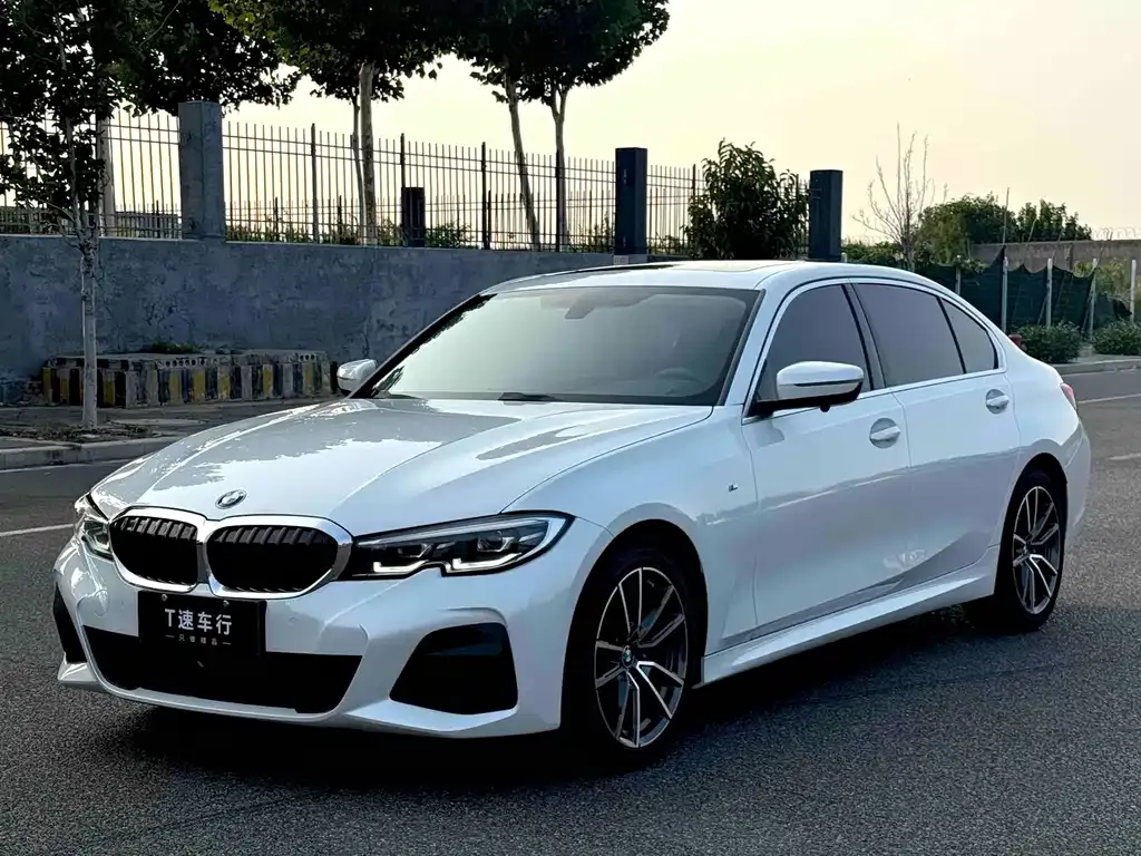BMW 3 Series — фото 1