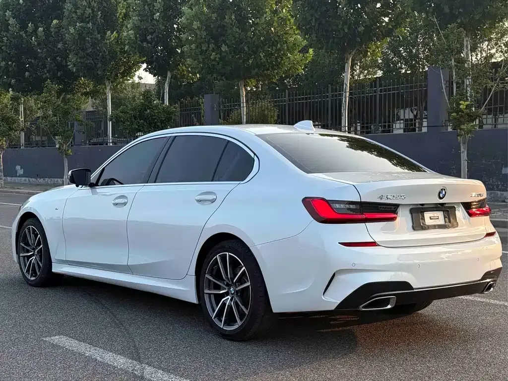 BMW 3 Series — фото 10