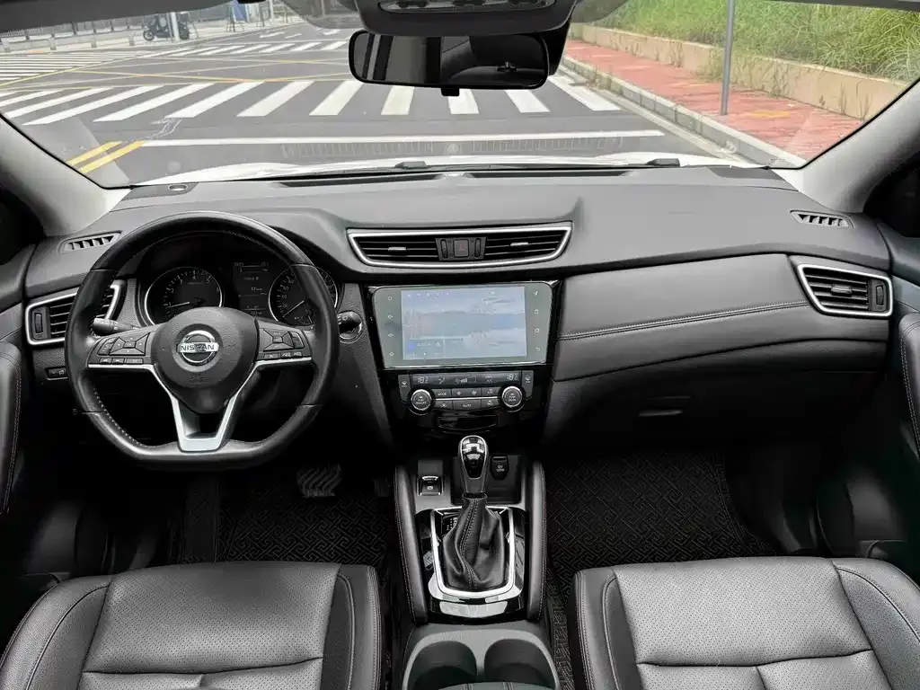 Nissan Qashqai — фото 5
