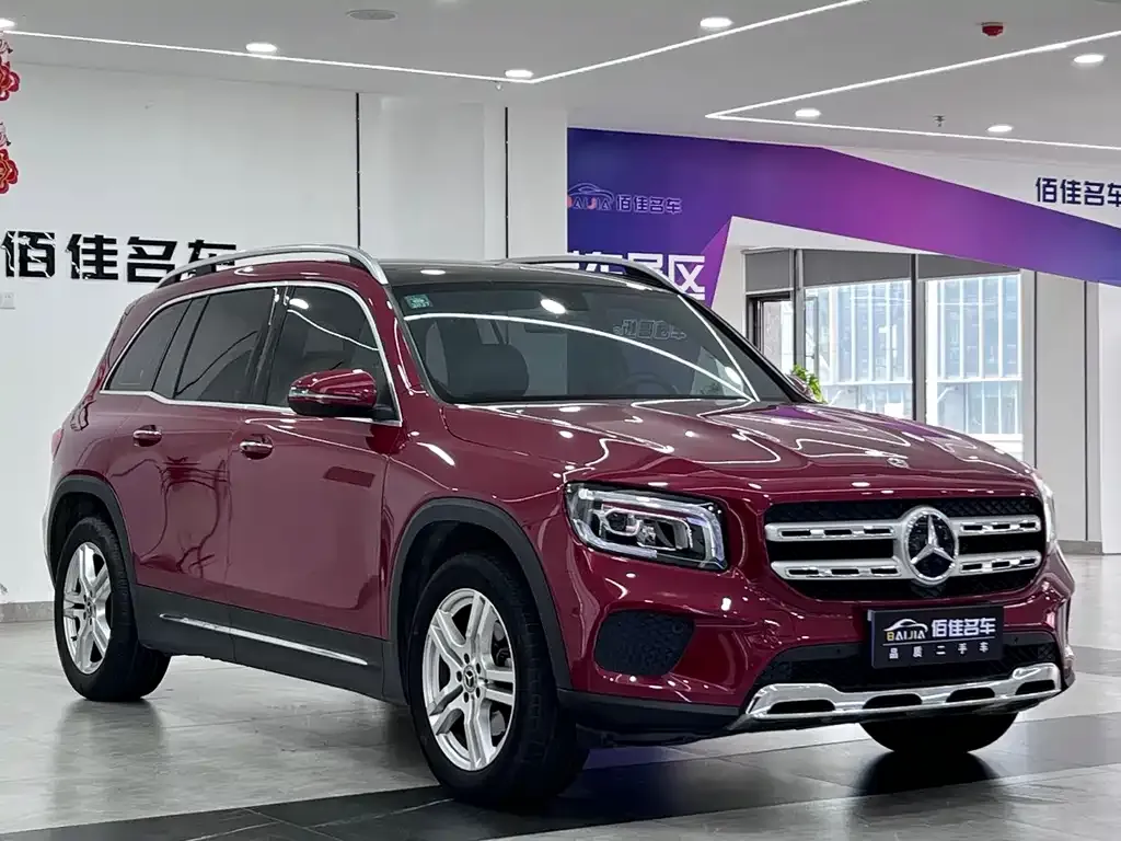 Mercedes-Benz GLB — фото 2