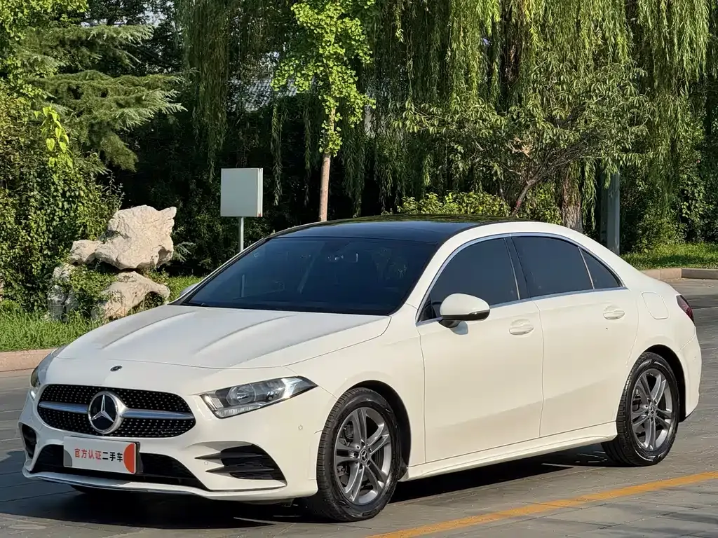 Mercedes-Benz A-Class — фото 1
