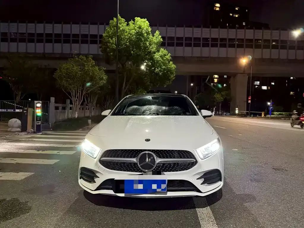Mercedes-Benz A-Class — фото 1