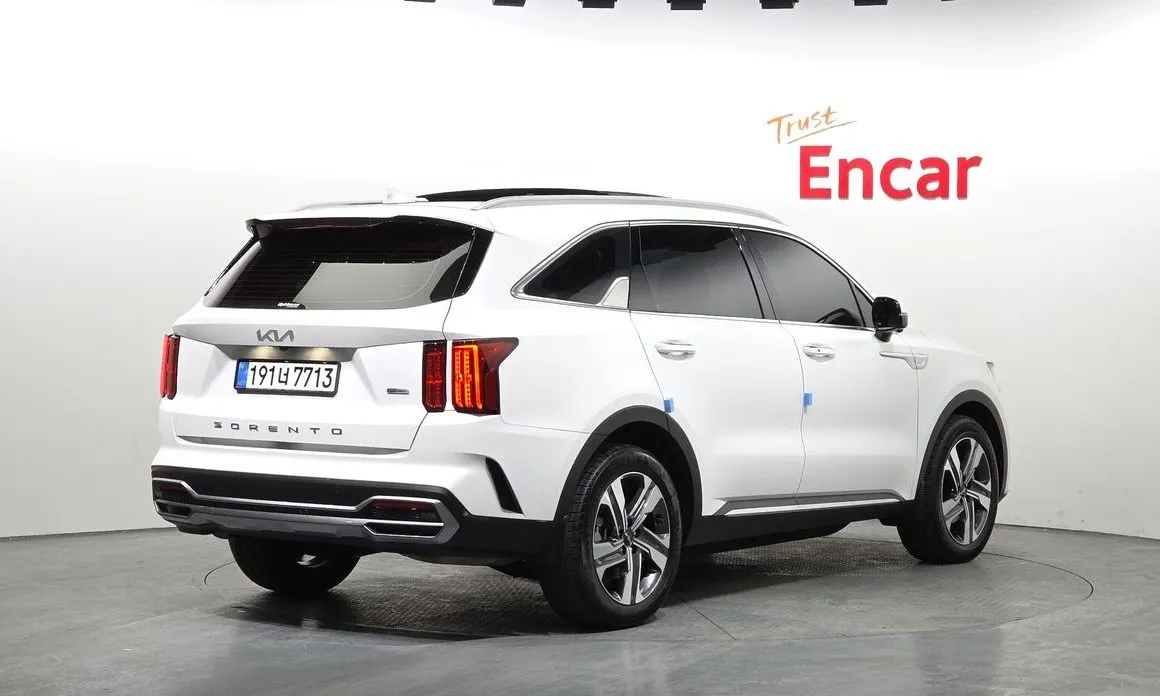 Kia Sorento — фото 4