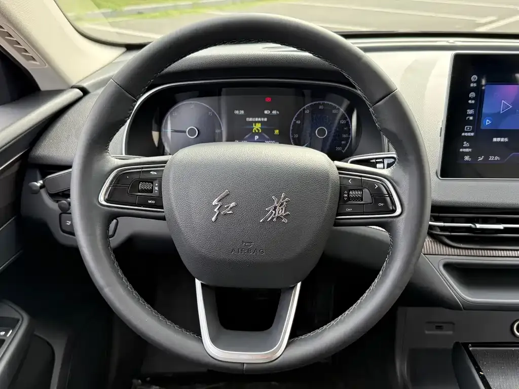 Hongqi E-QM5 — фото 3