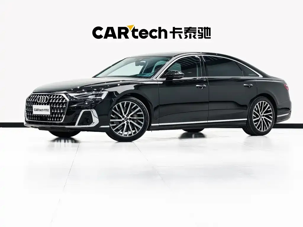 Audi A8 — фото 1