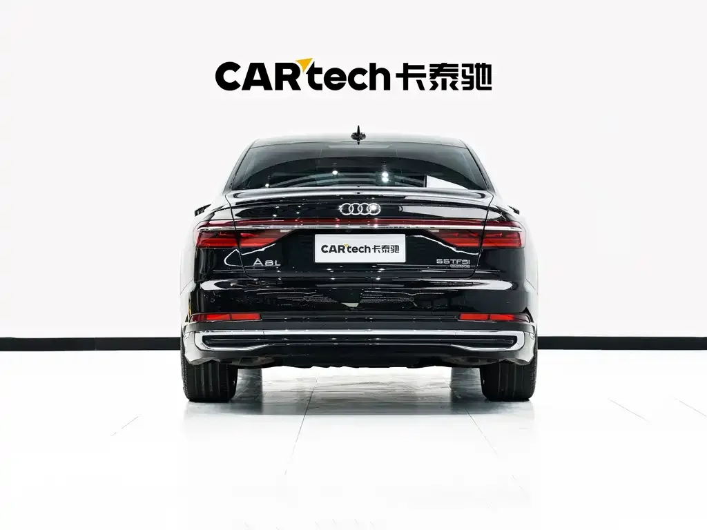 Audi A8 — фото 2