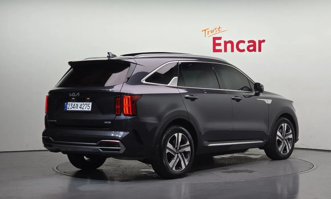 Kia Sorento — фото 5