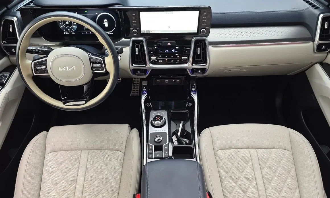 Kia Sorento — фото 10