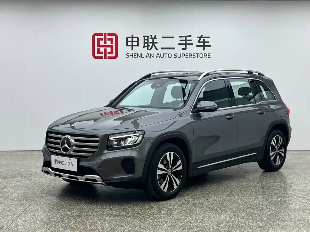 Mercedes-Benz GLB — фото 1