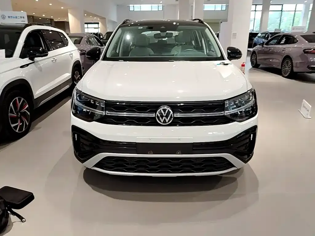 Volkswagen Tharu — фото 8