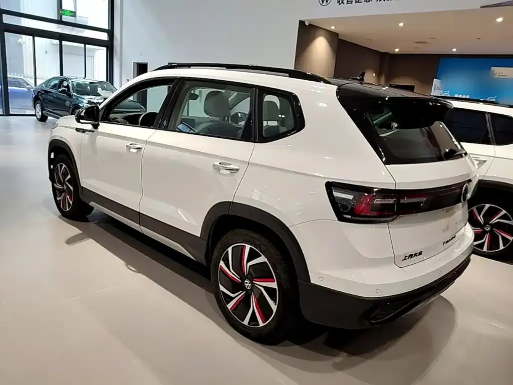 Volkswagen Tharu — фото 3