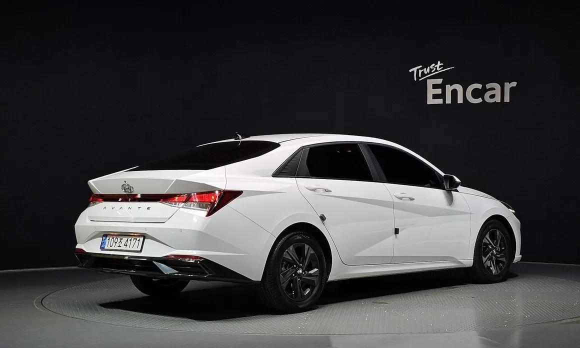 Hyundai AVANTE — фото 6