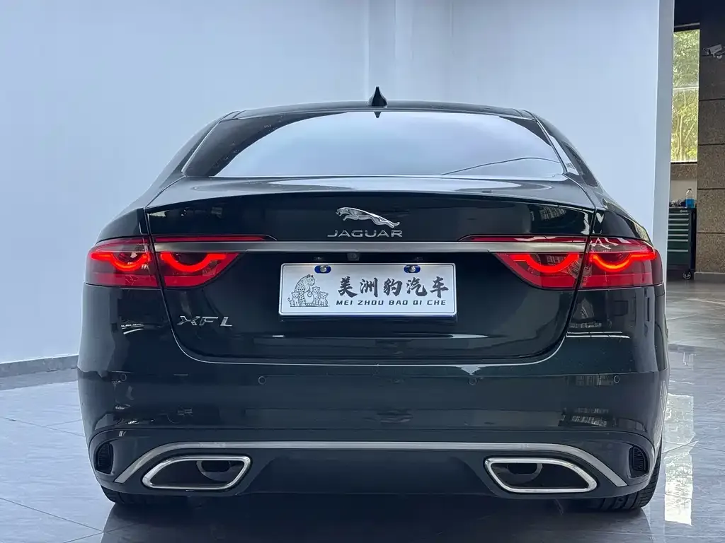 Jaguar XFL — фото 3