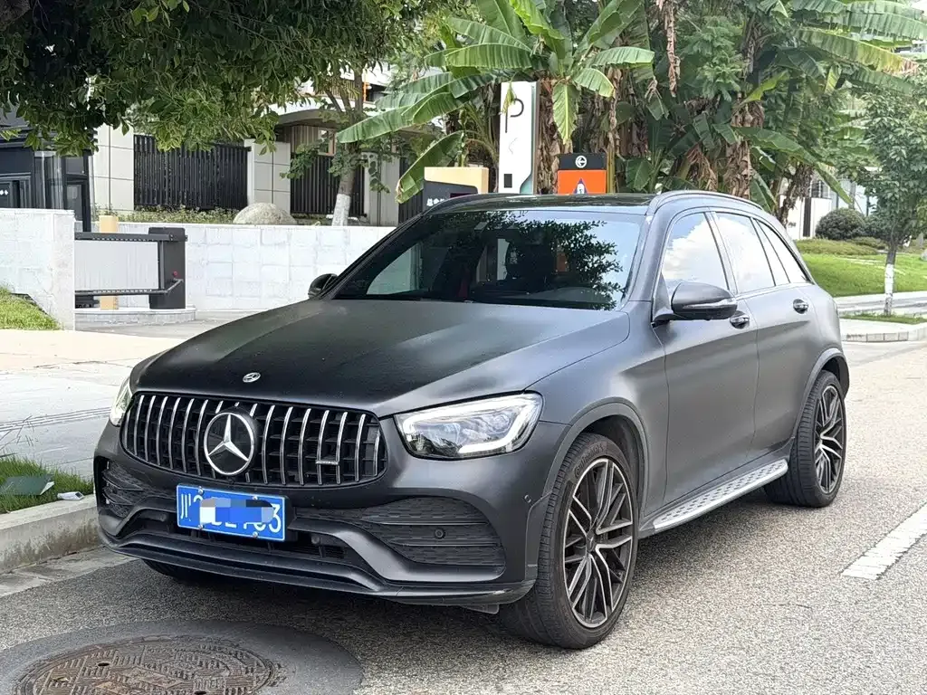 Mercedes-Benz GLC AMG — фото 1
