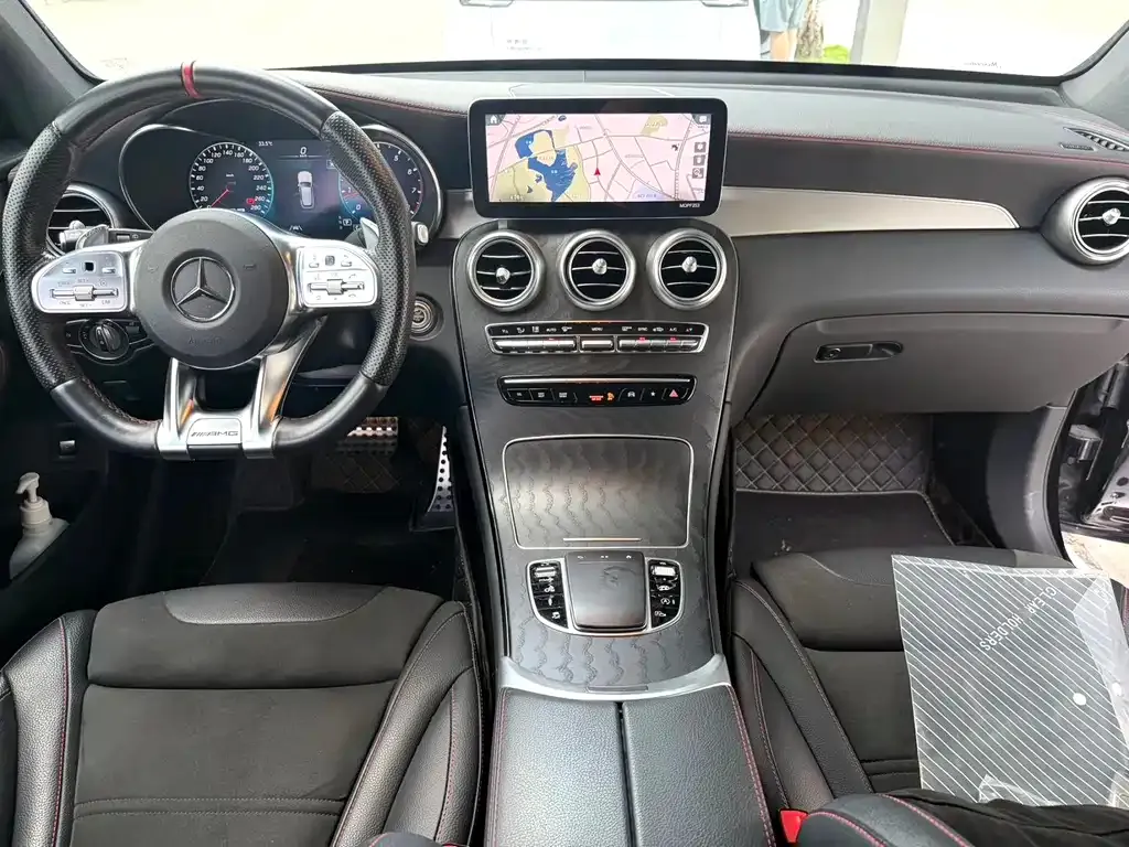 Mercedes-Benz GLC AMG — фото 2