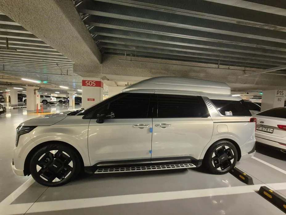 Kia Carnival — фото 1