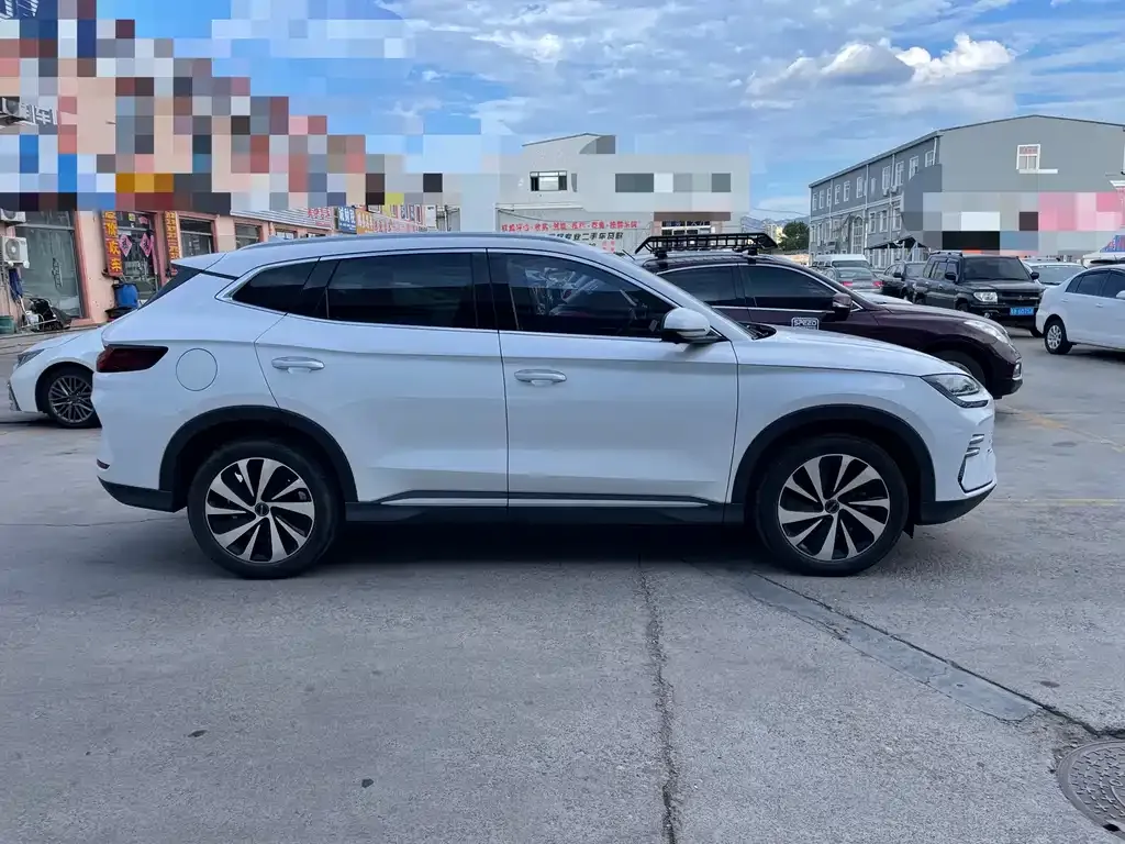 BYD PLUS New Energy — фото 10