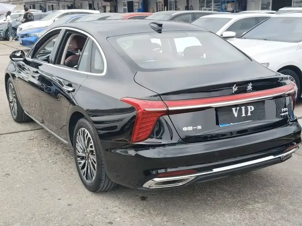 Hongqi H5 — фото 10