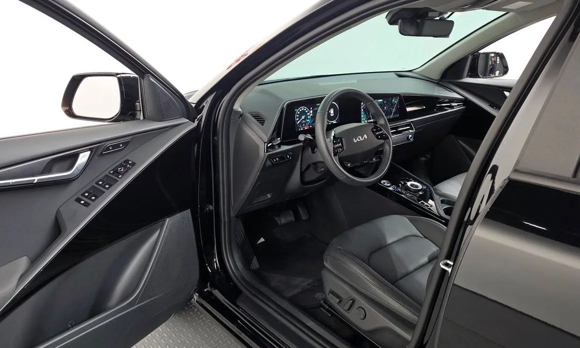 Kia Niro — фото 10