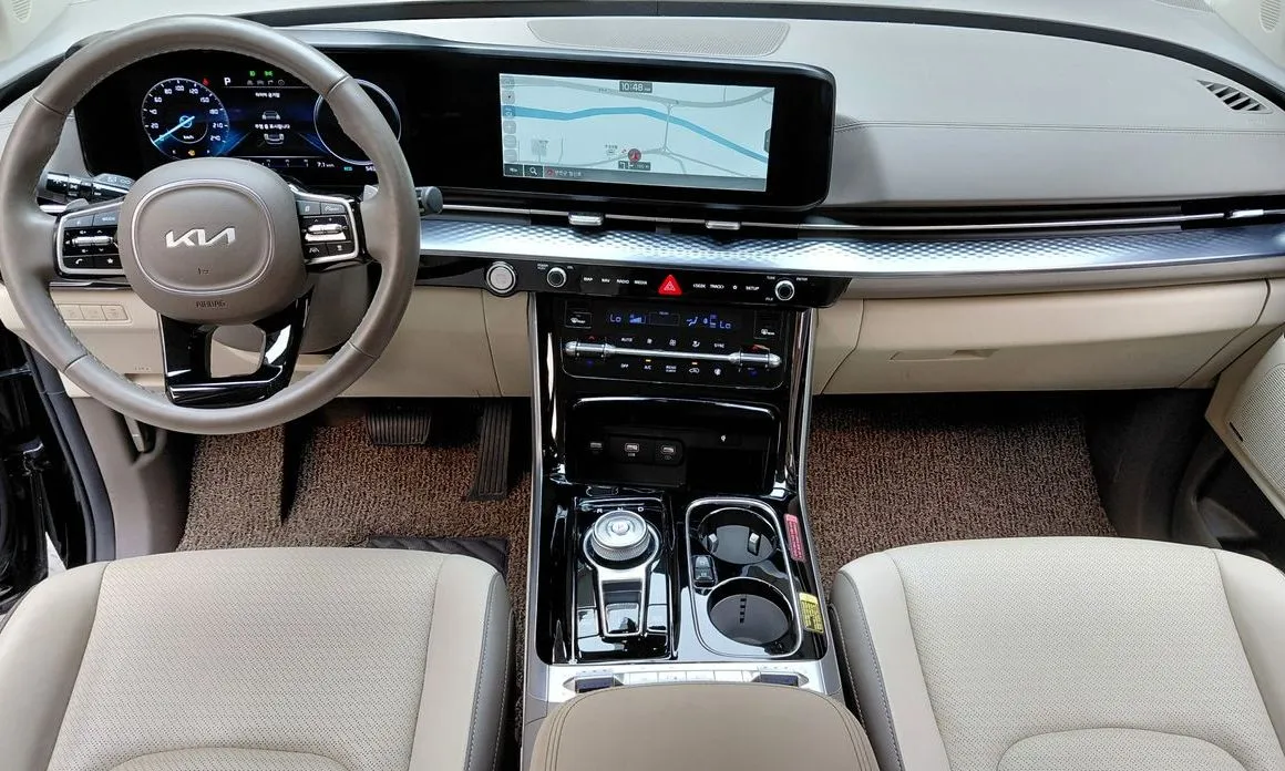 Kia Carnival — фото 10