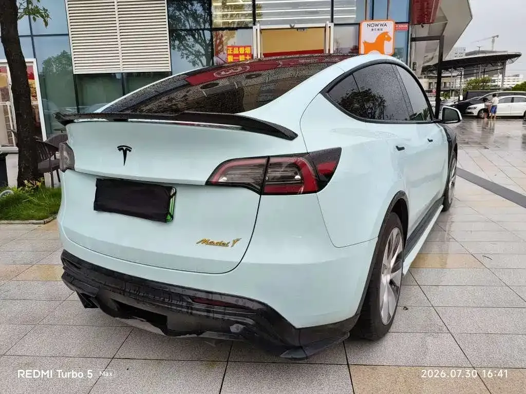 Tesla Model Y — фото 4