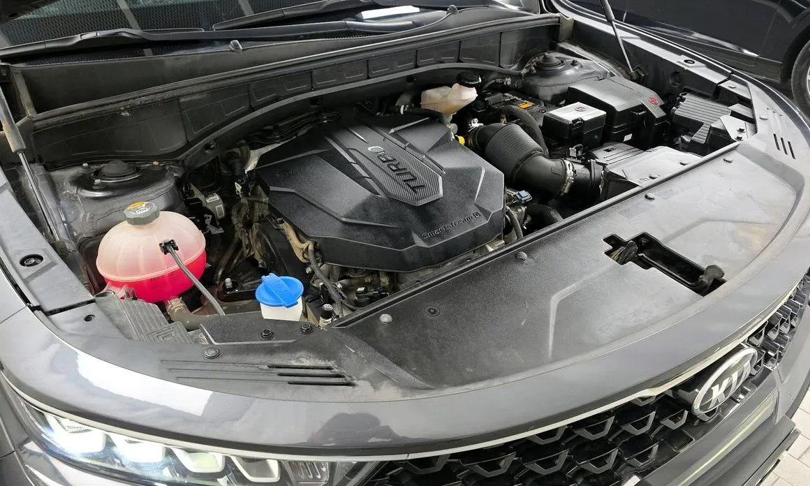Kia Sorento — фото 10