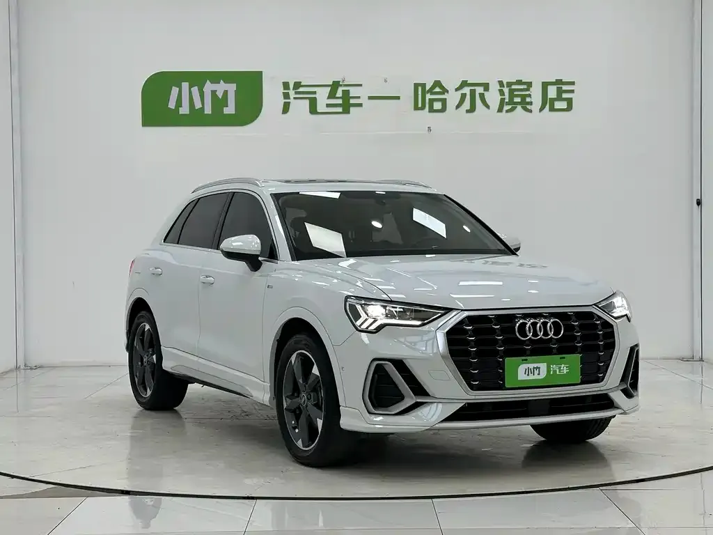 Audi Q3 — фото 8