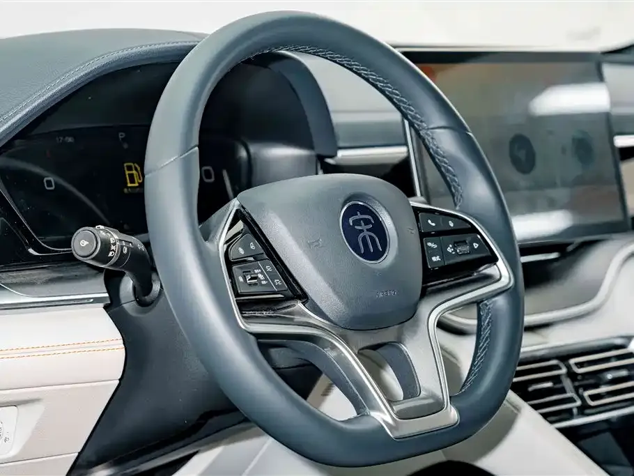 BYD PLUS New Energy — фото 10
