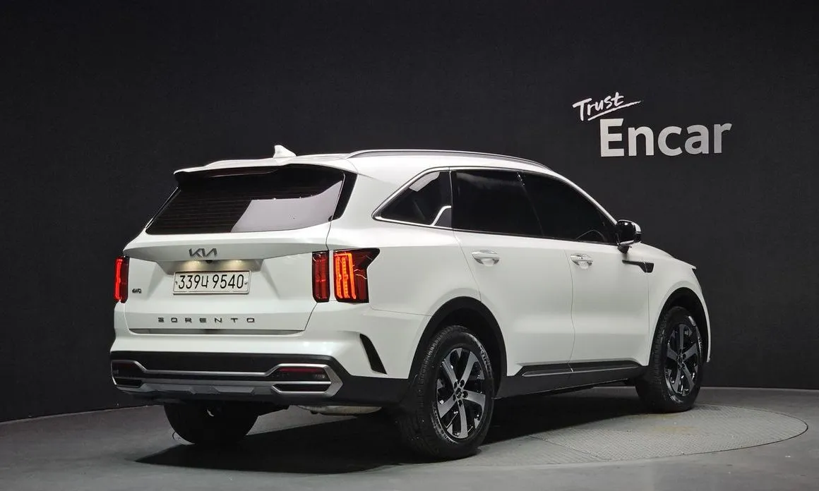 Kia Sorento — фото 5
