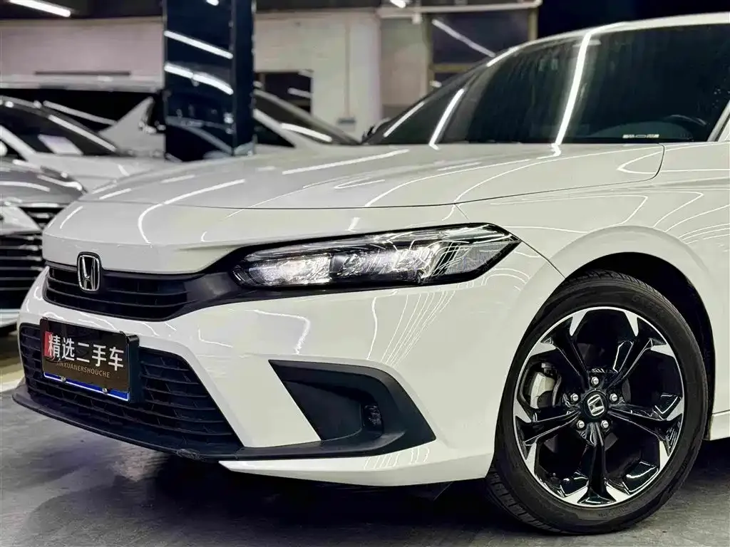 Honda Civic — фото 7