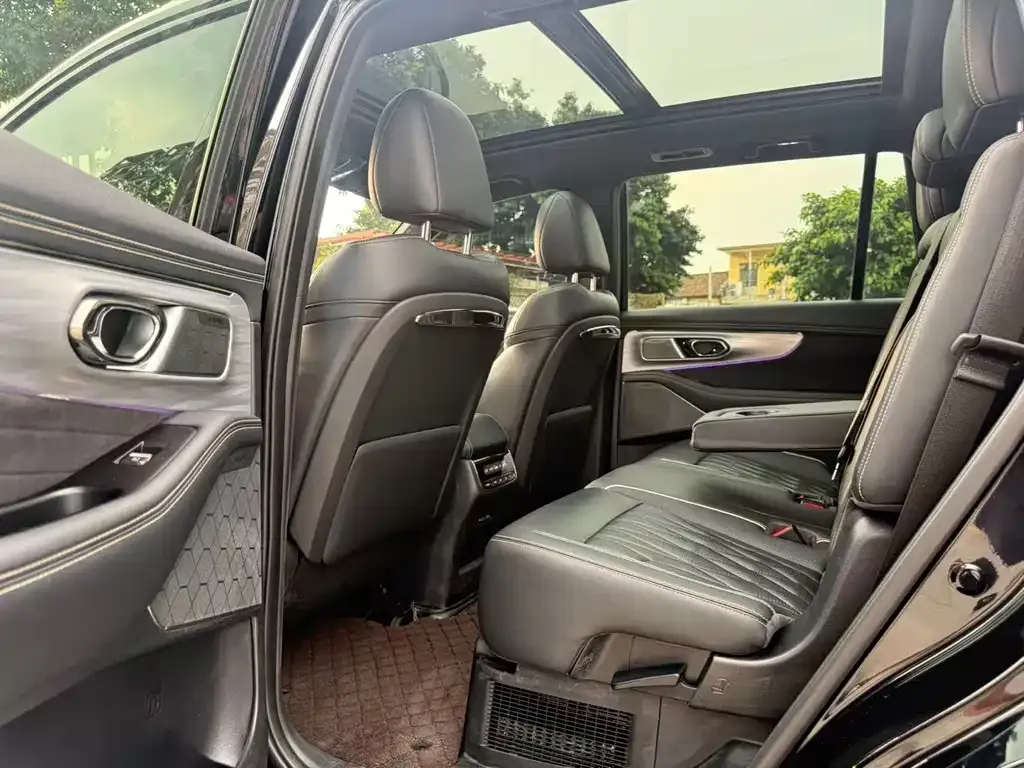 GAC Motor Trumpchi GS8 — фото 9