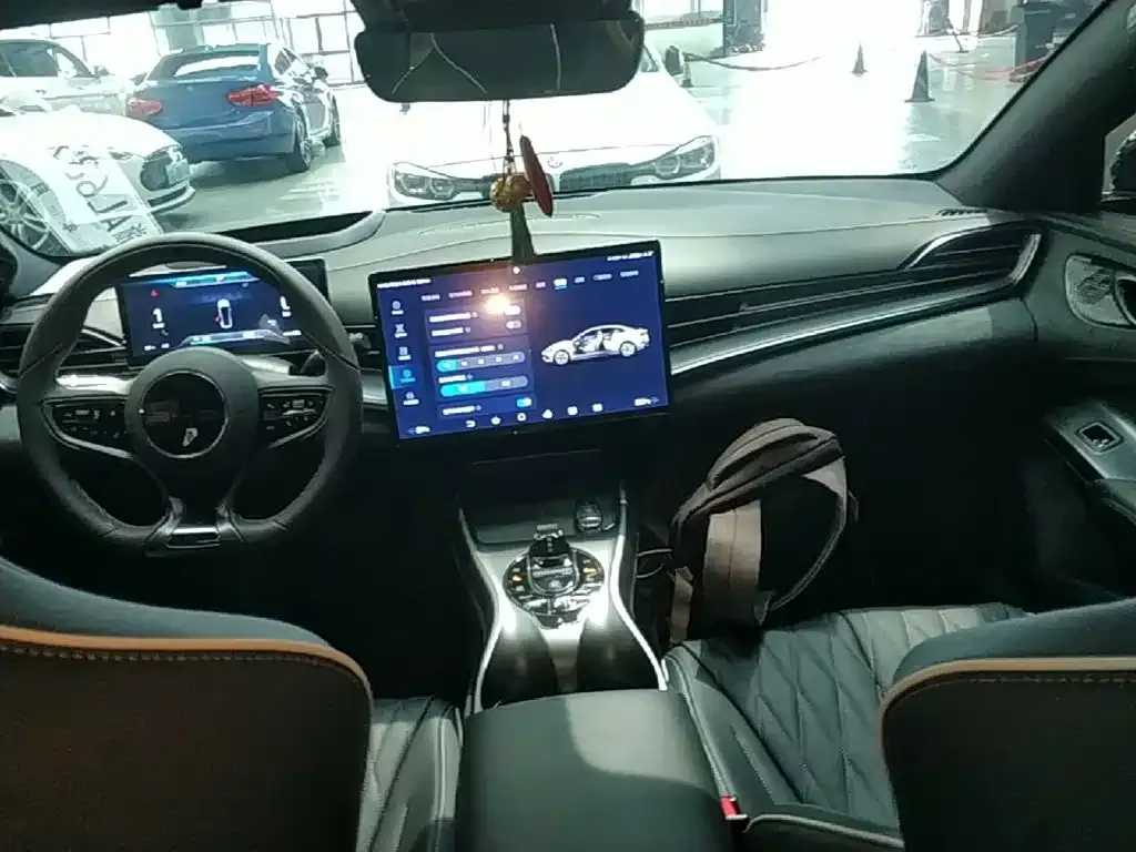 BYD Seal — фото 6