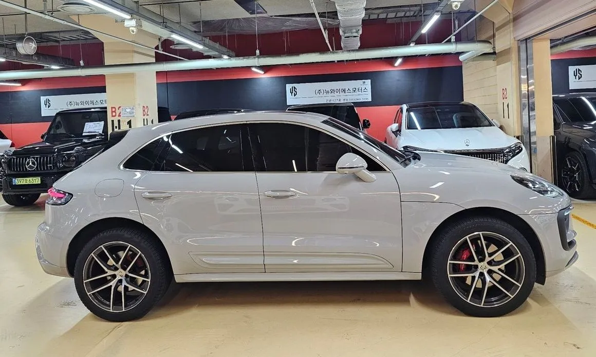 Porsche Macan — фото 10
