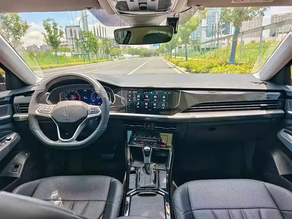 Volkswagen Passat — фото 6