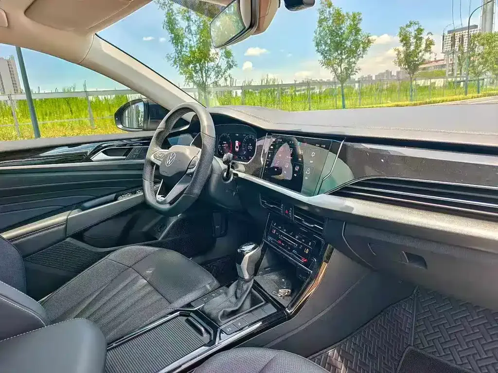 Volkswagen Passat — фото 8
