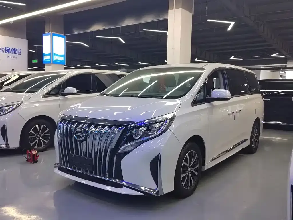 GAC Motor Trumpchi M8 — фото 1
