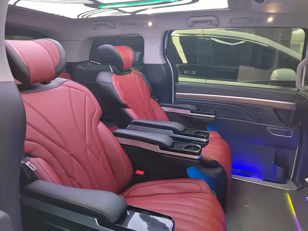 GAC Motor Trumpchi M8 — фото 3