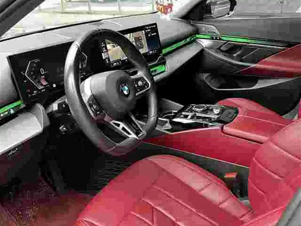 BMW 5 Series — фото 7