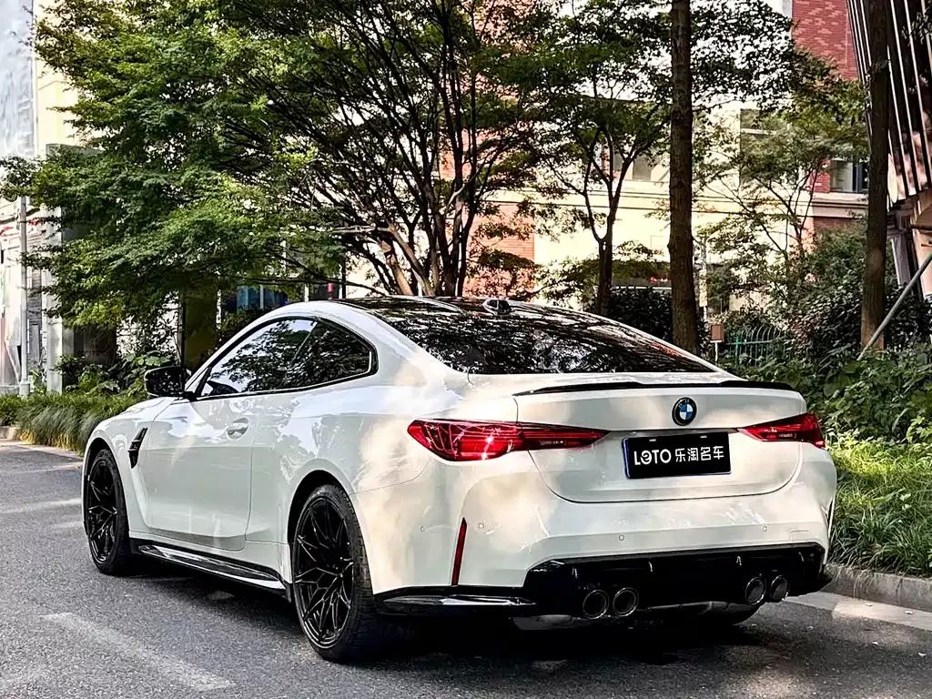 BMW M4 — фото 5