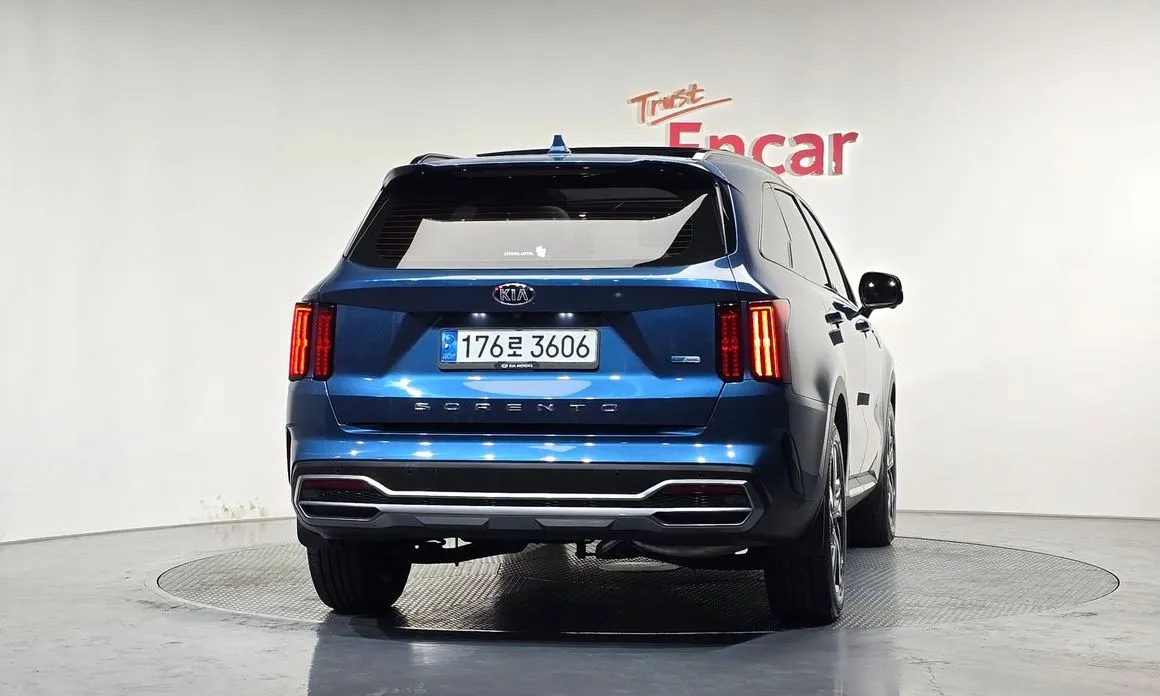 Kia Sorento — фото 3
